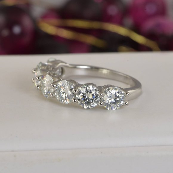 3.5 ct Moissanite Ring 7 Diamond Half Eternity Band Ring NEW - Picture 2 of 9